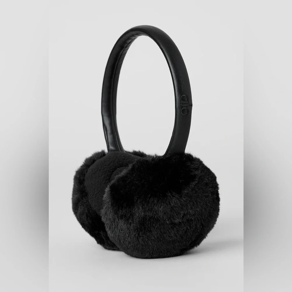ALO YOGA | ✨NWOT✨ Faux Fur Ear Muff in Black